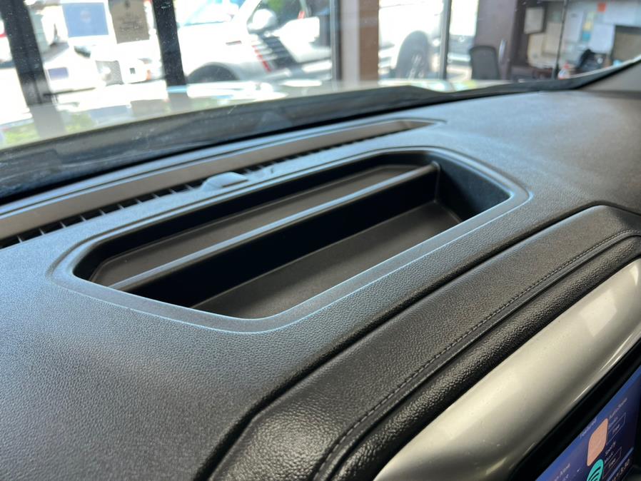 2020 Chevrolet Silverado 1500 4WD Crew Cab 147" RST, available for sale in Massapequa Park, New York | Power Motors East. Massapequa Park, New York 2020 Chevrolet Silverado 1500 4WD Crew Cab 147" RST, available for sale in Massapequa Park, New York | Power Motors East. Massapequa Park, New York