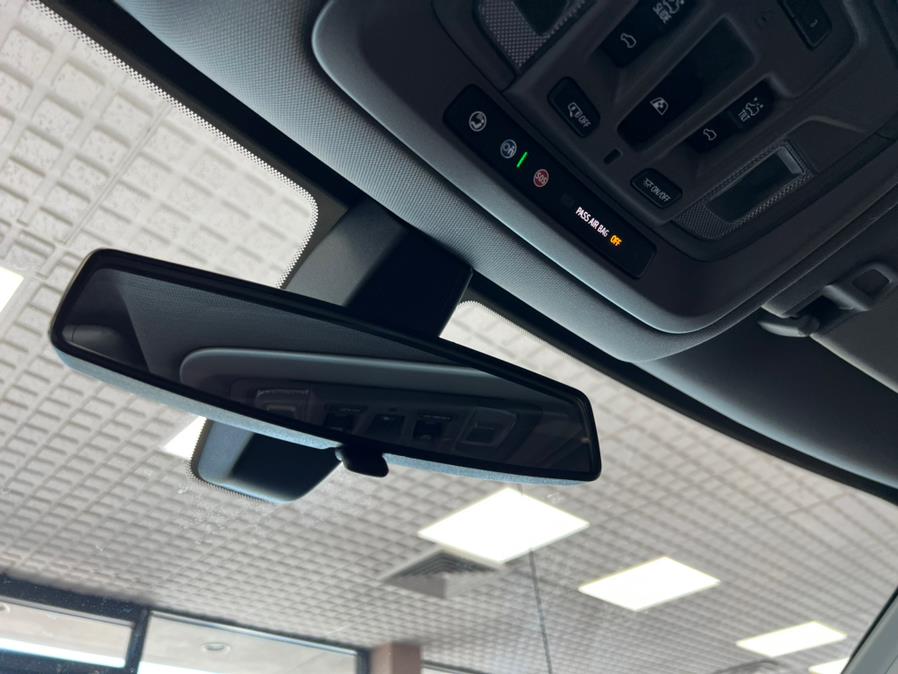 2020 Chevrolet Silverado 1500 4WD Crew Cab 147" RST, available for sale in Massapequa Park, New York | Power Motors East. Massapequa Park, New York 2020 Chevrolet Silverado 1500 4WD Crew Cab 147" RST, available for sale in Massapequa Park, New York | Power Motors East. Massapequa Park, New York