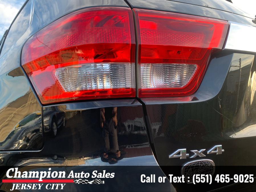 2013 Jeep Grand Cherokee 4WD 4dr Overland, available for sale in Jersey City, New Jersey | Champion Auto Sales. Jersey City, New Jersey 2013 Jeep Grand Cherokee 4WD 4dr Overland, available for sale in Jersey City, New Jersey | Champion Auto Sales. Jersey City, New Jersey