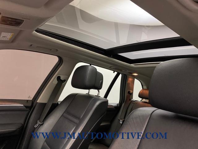 2013 BMW X5 AWD 4dr xDrive35i Premium, available for sale in Naugatuck, Connecticut | J&M Automotive Sls&Svc LLC. Naugatuck, Connecticut 2013 BMW X5 AWD 4dr xDrive35i Premium, available for sale in Naugatuck, Connecticut | J&M Automotive Sls&Svc LLC. Naugatuck, Connecticut