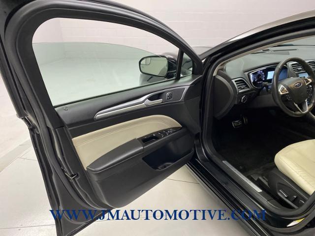 2015 Ford Fusion 4dr Sdn Titanium AWD, available for sale in Naugatuck, Connecticut | J&M Automotive Sls&Svc LLC. Naugatuck, Connecticut 2015 Ford Fusion 4dr Sdn Titanium AWD, available for sale in Naugatuck, Connecticut | J&M Automotive Sls&Svc LLC. Naugatuck, Connecticut