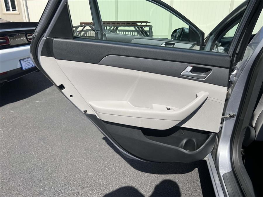 2016 Hyundai Sonata Base, available for sale in Wantagh, New York | Wantagh Certified. Wantagh, New York 2016 Hyundai Sonata Base, available for sale in Wantagh, New York | Wantagh Certified. Wantagh, New York