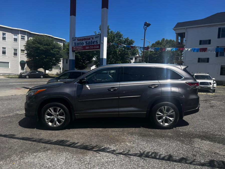 2015 Toyota Highlander AWD 4dr V6 XLE (Natl), available for sale in Worcester, Massachusetts | Sophia's Auto Sales Inc. Worcester, Massachusetts 2015 Toyota Highlander AWD 4dr V6 XLE (Natl), available for sale in Worcester, Massachusetts | Sophia's Auto Sales Inc. Worcester, Massachusetts