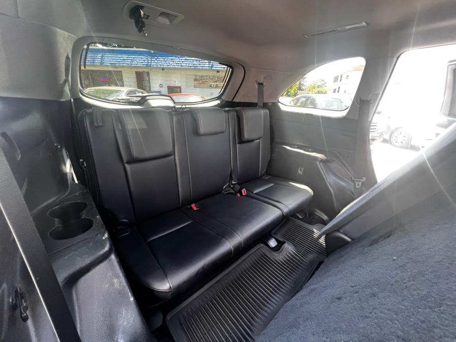 2015 Toyota Highlander AWD 4dr V6 XLE (Natl), available for sale in Worcester, Massachusetts | Sophia's Auto Sales Inc. Worcester, Massachusetts 2015 Toyota Highlander AWD 4dr V6 XLE (Natl), available for sale in Worcester, Massachusetts | Sophia's Auto Sales Inc. Worcester, Massachusetts