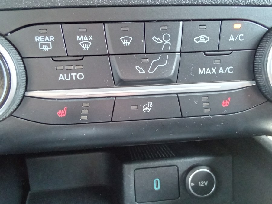 2020 Ford Escape SEL AWD, available for sale in Irvington, New Jersey | NJ Used Cars Center. Irvington, New Jersey 2020 Ford Escape SEL AWD, available for sale in Irvington, New Jersey | NJ Used Cars Center. Irvington, New Jersey