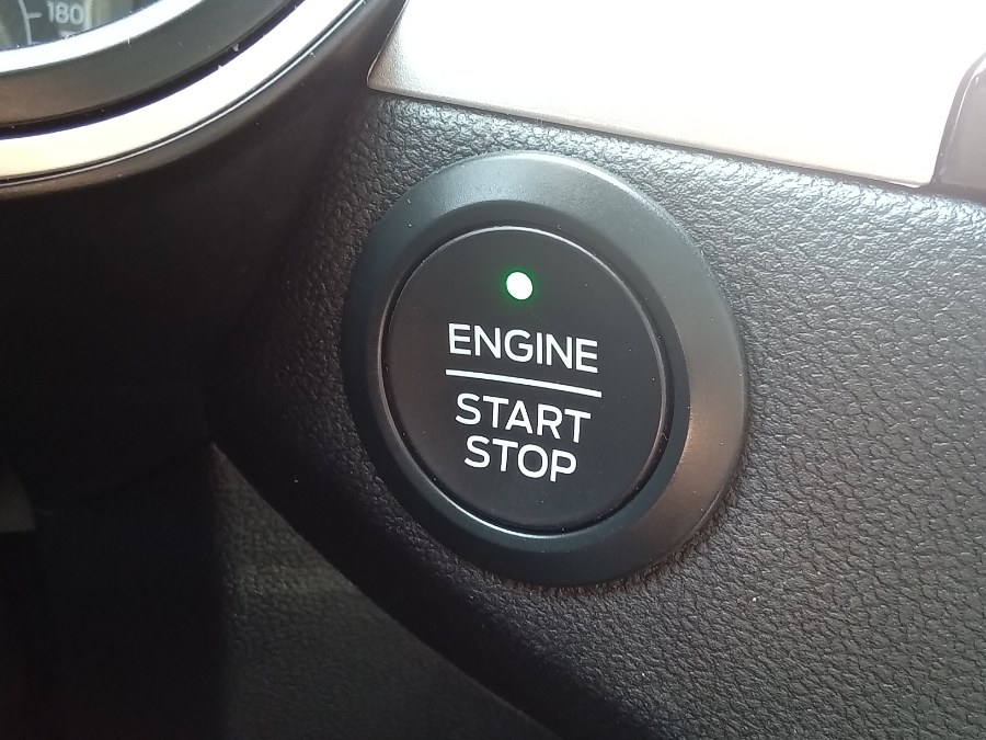 2020 Ford Escape SEL AWD, available for sale in Irvington, New Jersey | NJ Used Cars Center. Irvington, New Jersey 2020 Ford Escape SEL AWD, available for sale in Irvington, New Jersey | NJ Used Cars Center. Irvington, New Jersey