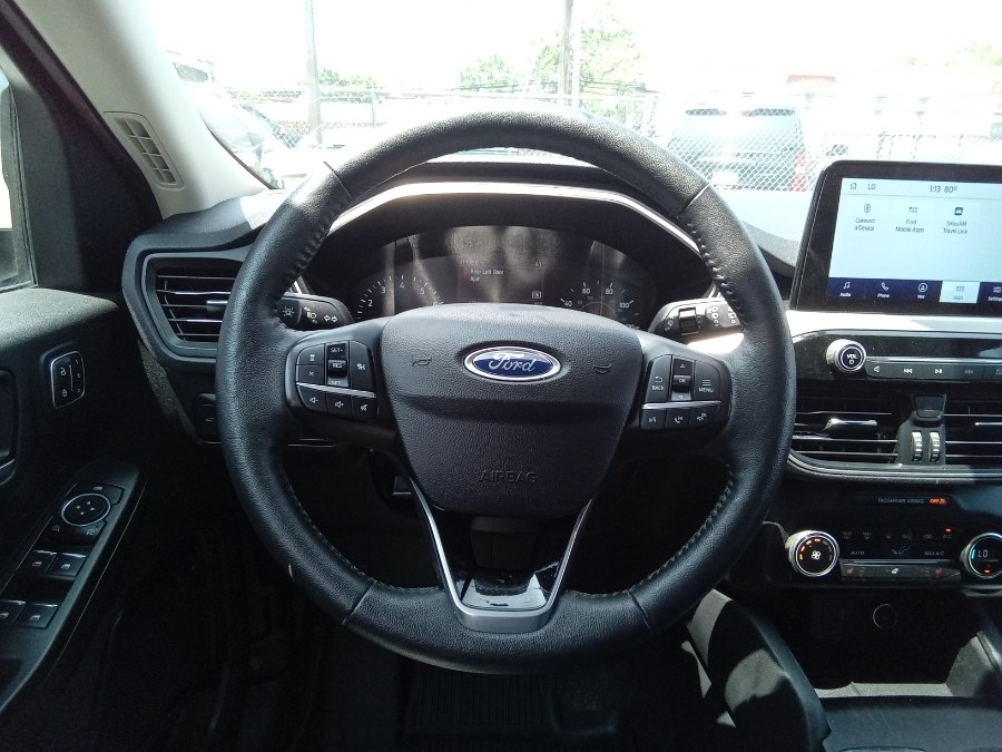 2020 Ford Escape SEL AWD, available for sale in Irvington, New Jersey | NJ Used Cars Center. Irvington, New Jersey 2020 Ford Escape SEL AWD, available for sale in Irvington, New Jersey | NJ Used Cars Center. Irvington, New Jersey