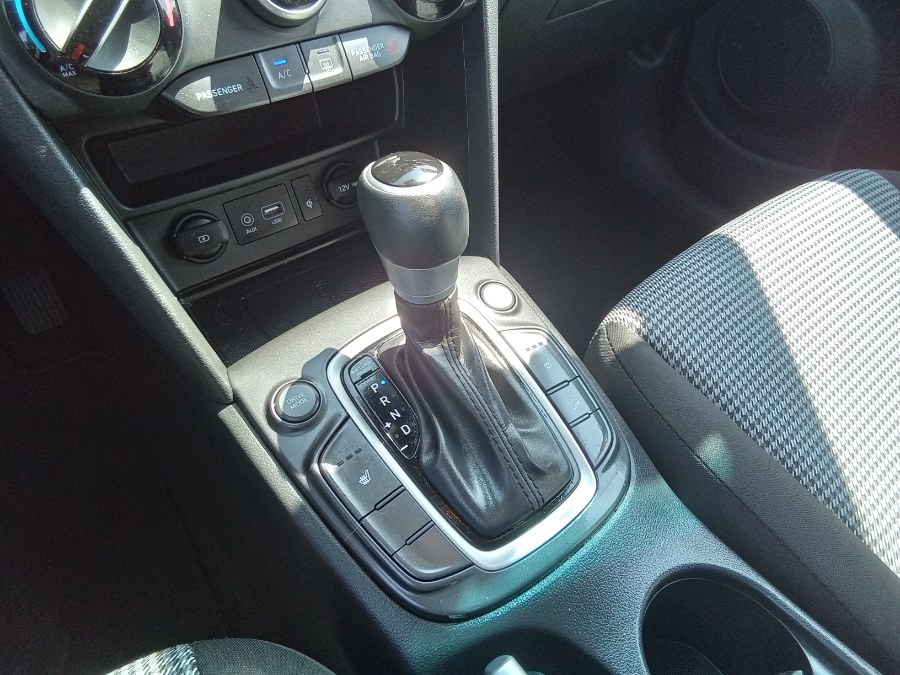 2021 Hyundai Kona SEL Plus Auto AWD, available for sale in Irvington, New Jersey | NJ Used Cars Center. Irvington, New Jersey 2021 Hyundai Kona SEL Plus Auto AWD, available for sale in Irvington, New Jersey | NJ Used Cars Center. Irvington, New Jersey