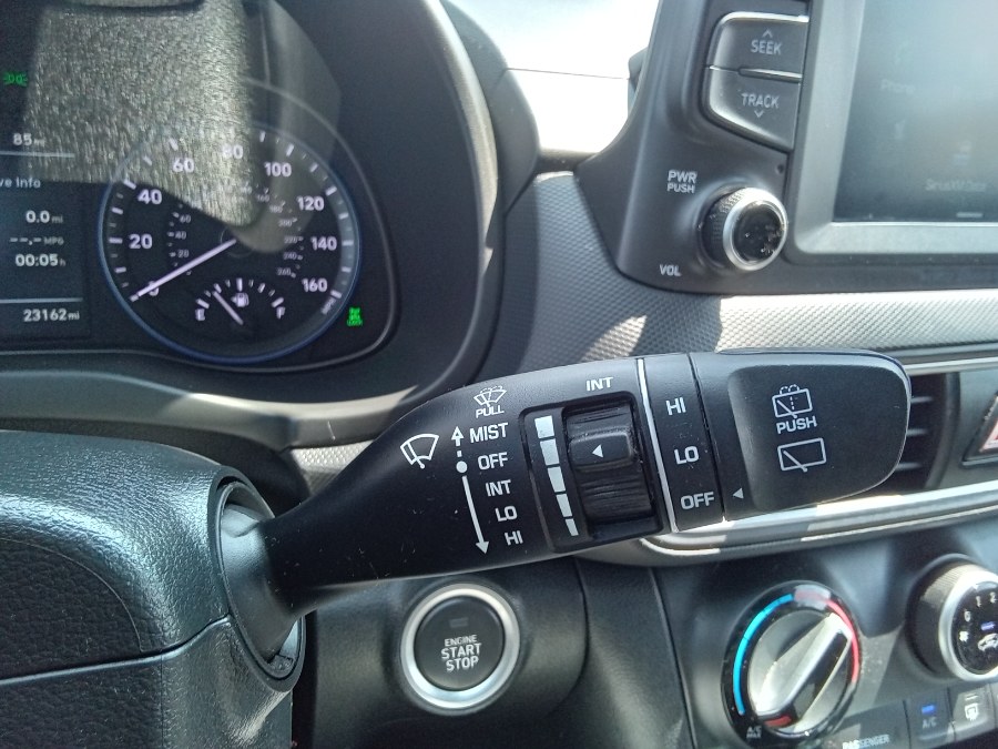 2021 Hyundai Kona SEL Plus Auto AWD, available for sale in Irvington, New Jersey | NJ Used Cars Center. Irvington, New Jersey 2021 Hyundai Kona SEL Plus Auto AWD, available for sale in Irvington, New Jersey | NJ Used Cars Center. Irvington, New Jersey