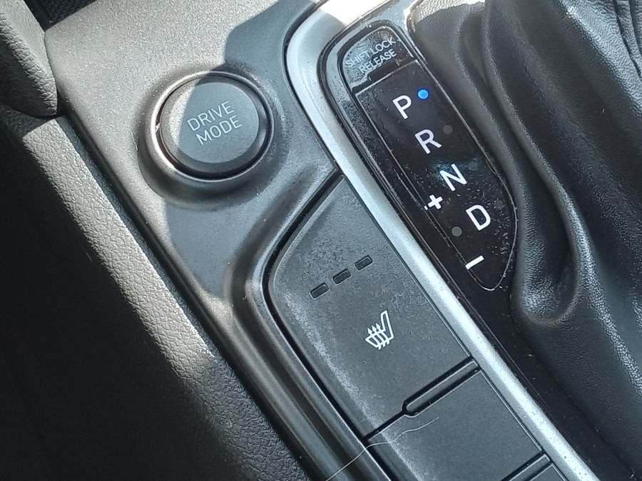 2021 Hyundai Kona SEL Plus Auto AWD, available for sale in Irvington, New Jersey | NJ Used Cars Center. Irvington, New Jersey 2021 Hyundai Kona SEL Plus Auto AWD, available for sale in Irvington, New Jersey | NJ Used Cars Center. Irvington, New Jersey