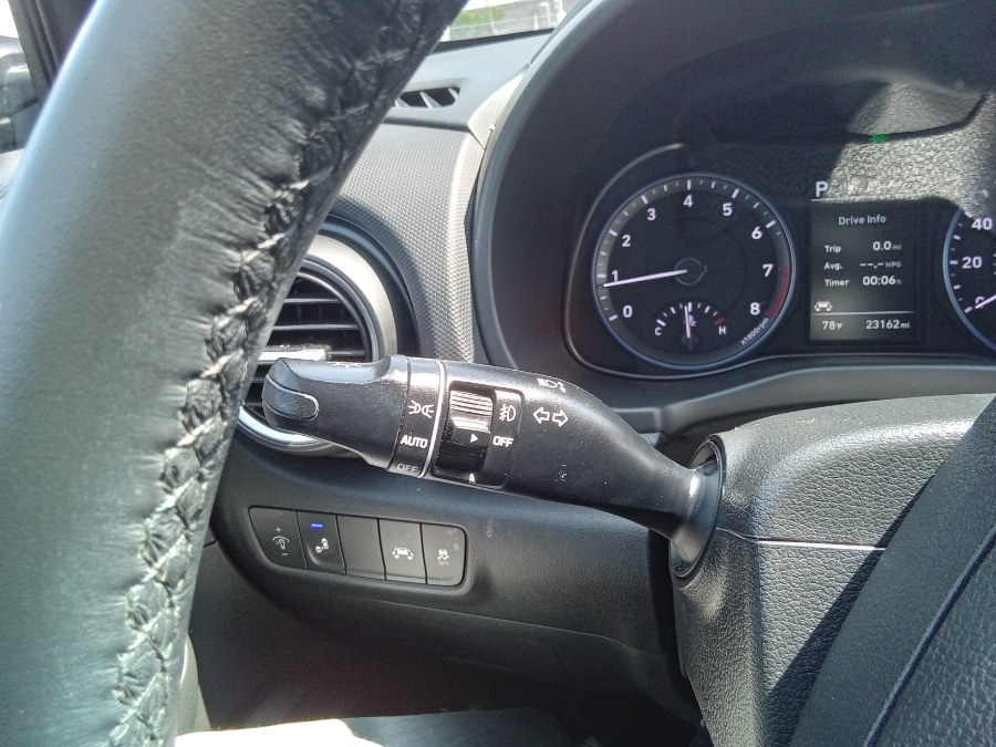2021 Hyundai Kona SEL Plus Auto AWD, available for sale in Irvington, New Jersey | NJ Used Cars Center. Irvington, New Jersey 2021 Hyundai Kona SEL Plus Auto AWD, available for sale in Irvington, New Jersey | NJ Used Cars Center. Irvington, New Jersey