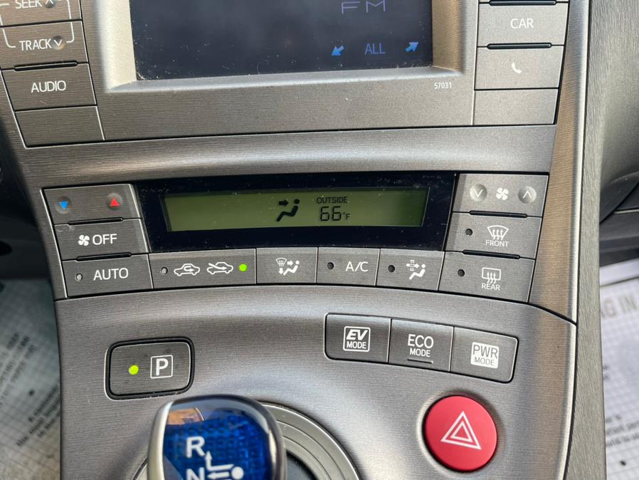 2014 Toyota Prius 5dr HB Two (Natl), available for sale in Irvington, New Jersey | Elis Motors Corp. Irvington, New Jersey 2014 Toyota Prius 5dr HB Two (Natl), available for sale in Irvington, New Jersey | Elis Motors Corp. Irvington, New Jersey