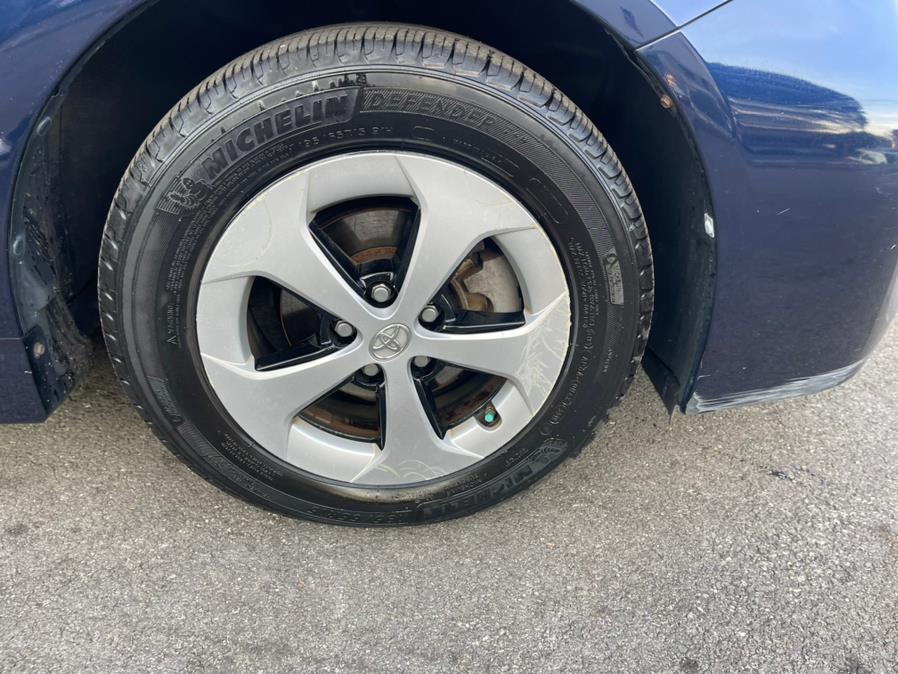 2014 Toyota Prius 5dr HB Two (Natl), available for sale in Irvington, New Jersey | Elis Motors Corp. Irvington, New Jersey 2014 Toyota Prius 5dr HB Two (Natl), available for sale in Irvington, New Jersey | Elis Motors Corp. Irvington, New Jersey