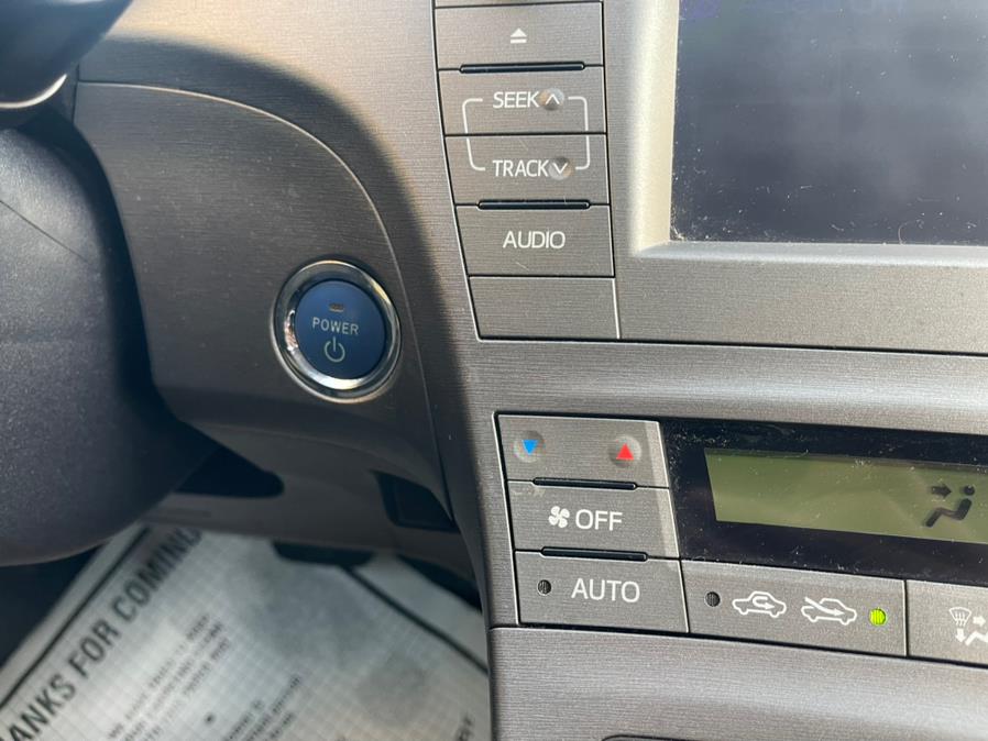 2014 Toyota Prius 5dr HB Two (Natl), available for sale in Irvington, New Jersey | Elis Motors Corp. Irvington, New Jersey 2014 Toyota Prius 5dr HB Two (Natl), available for sale in Irvington, New Jersey | Elis Motors Corp. Irvington, New Jersey