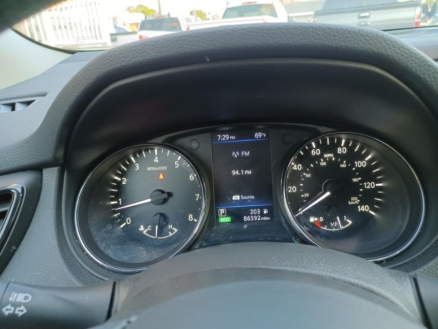 2020 Nissan Rogue AWD SL, available for sale in Irvington, New Jersey | Elis Motors Corp. Irvington, New Jersey 2020 Nissan Rogue AWD SL, available for sale in Irvington, New Jersey | Elis Motors Corp. Irvington, New Jersey