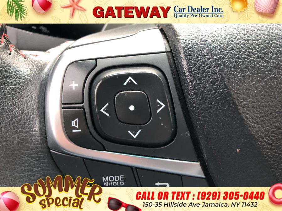 2017 Toyota Camry SE Automatic (Natl), available for sale in Jamaica, New York | Gateway Car Dealer Inc. Jamaica, New York 2017 Toyota Camry SE Automatic (Natl), available for sale in Jamaica, New York | Gateway Car Dealer Inc. Jamaica, New York