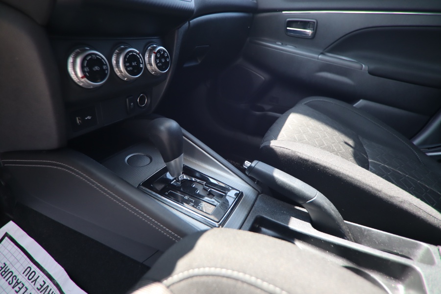 2021 Mitsubishi Outlander Sport ES 2.0 CVT, available for sale in Jamaica, New York | Hillside Auto Mall Inc.. Jamaica, New York 2021 Mitsubishi Outlander Sport ES 2.0 CVT, available for sale in Jamaica, New York | Hillside Auto Mall Inc.. Jamaica, New York