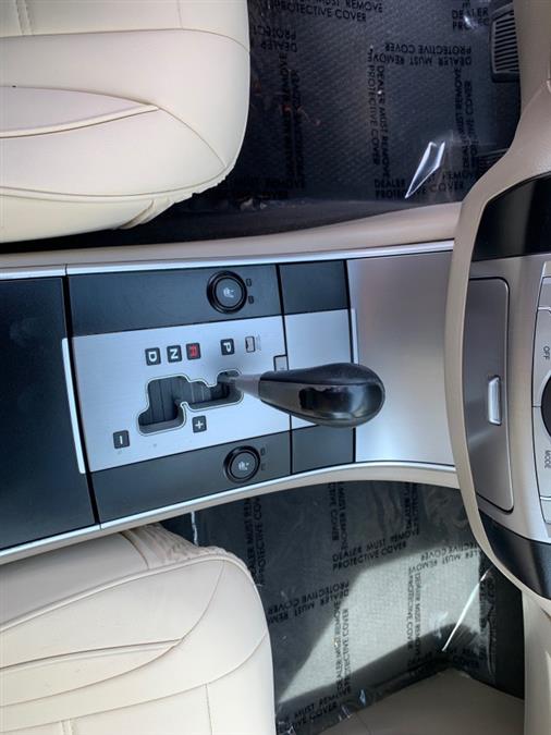 2011 Hyundai Veracruz Limited, available for sale in Forestville, Maryland | Valentine Motor Company. Forestville, Maryland 2011 Hyundai Veracruz Limited, available for sale in Forestville, Maryland | Valentine Motor Company. Forestville, Maryland