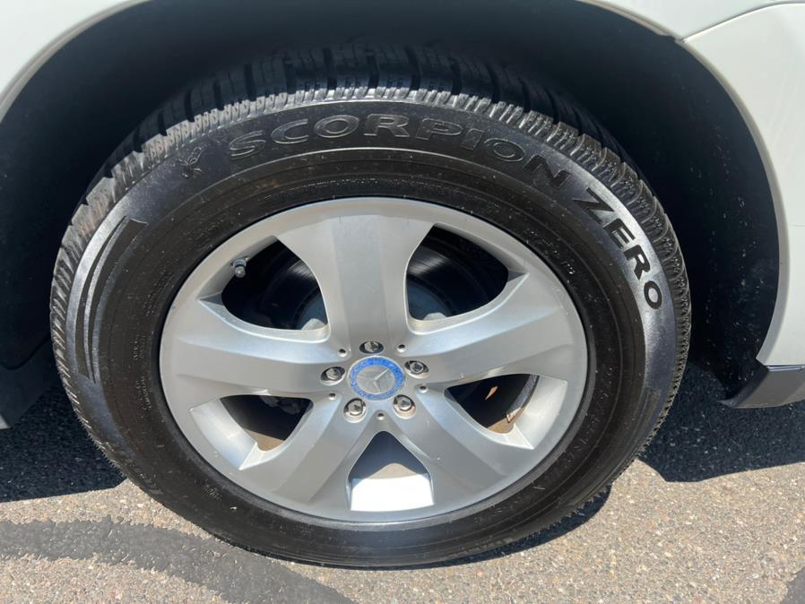 2011 Mercedes-Benz GL-Class 4MATIC 4dr GL 450, available for sale in Waterbury, Connecticut | Platinum Auto Care. Waterbury, Connecticut 2011 Mercedes-Benz GL-Class 4MATIC 4dr GL 450, available for sale in Waterbury, Connecticut | Platinum Auto Care. Waterbury, Connecticut