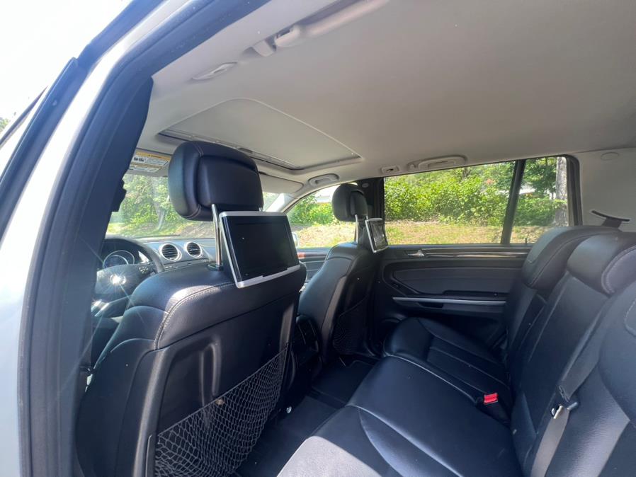 2011 Mercedes-Benz GL-Class 4MATIC 4dr GL 450, available for sale in Waterbury, Connecticut | Platinum Auto Care. Waterbury, Connecticut 2011 Mercedes-Benz GL-Class 4MATIC 4dr GL 450, available for sale in Waterbury, Connecticut | Platinum Auto Care. Waterbury, Connecticut