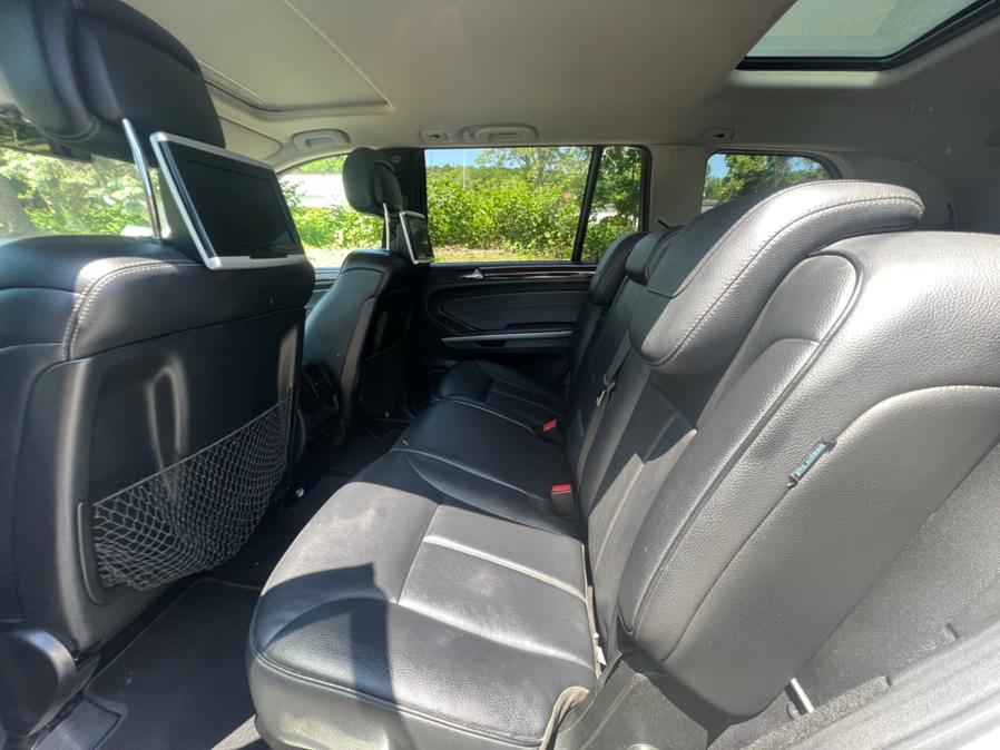 2011 Mercedes-Benz GL-Class 4MATIC 4dr GL 450, available for sale in Waterbury, Connecticut | Platinum Auto Care. Waterbury, Connecticut 2011 Mercedes-Benz GL-Class 4MATIC 4dr GL 450, available for sale in Waterbury, Connecticut | Platinum Auto Care. Waterbury, Connecticut