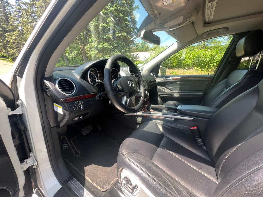 2011 Mercedes-Benz GL-Class 4MATIC 4dr GL 450, available for sale in Waterbury, Connecticut | Platinum Auto Care. Waterbury, Connecticut 2011 Mercedes-Benz GL-Class 4MATIC 4dr GL 450, available for sale in Waterbury, Connecticut | Platinum Auto Care. Waterbury, Connecticut