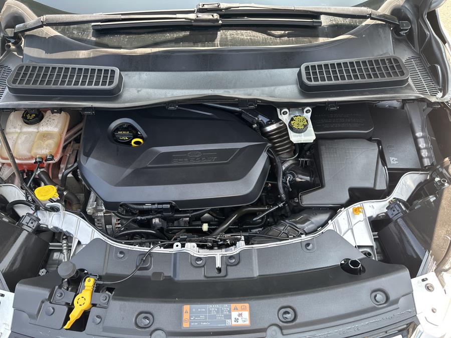 2015 Ford Escape FWD 4dr Titanium, available for sale in Little Ferry, New Jersey | Victoria Preowned Autos Inc. Little Ferry, New Jersey 2015 Ford Escape FWD 4dr Titanium, available for sale in Little Ferry, New Jersey | Victoria Preowned Autos Inc. Little Ferry, New Jersey