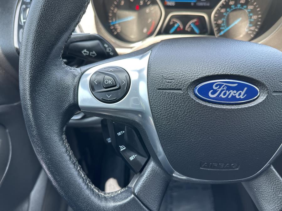 2015 Ford Escape FWD 4dr Titanium, available for sale in Little Ferry, New Jersey | Victoria Preowned Autos Inc. Little Ferry, New Jersey 2015 Ford Escape FWD 4dr Titanium, available for sale in Little Ferry, New Jersey | Victoria Preowned Autos Inc. Little Ferry, New Jersey