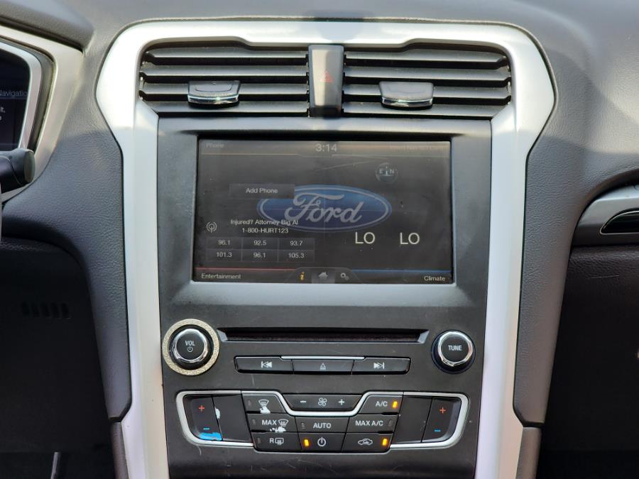 2016 Ford Fusion 4dr Sdn SE FWD, available for sale in Temple Hills, Maryland | Temple Hills Used Car. Temple Hills, Maryland 2016 Ford Fusion 4dr Sdn SE FWD, available for sale in Temple Hills, Maryland | Temple Hills Used Car. Temple Hills, Maryland