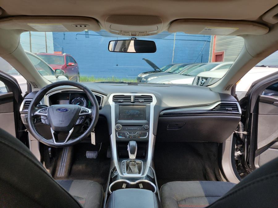 2016 Ford Fusion 4dr Sdn SE FWD, available for sale in Temple Hills, Maryland | Temple Hills Used Car. Temple Hills, Maryland 2016 Ford Fusion 4dr Sdn SE FWD, available for sale in Temple Hills, Maryland | Temple Hills Used Car. Temple Hills, Maryland