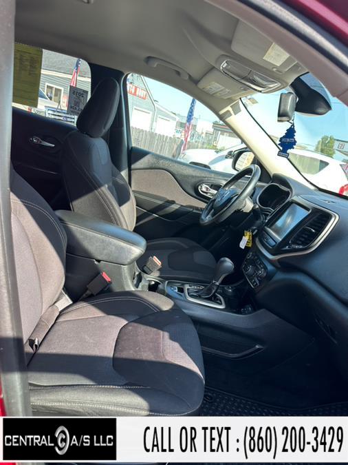 2015 Jeep Cherokee 4WD 4dr Latitude, available for sale in East Windsor, Connecticut | Central A/S LLC. East Windsor, Connecticut 2015 Jeep Cherokee 4WD 4dr Latitude, available for sale in East Windsor, Connecticut | Central A/S LLC. East Windsor, Connecticut