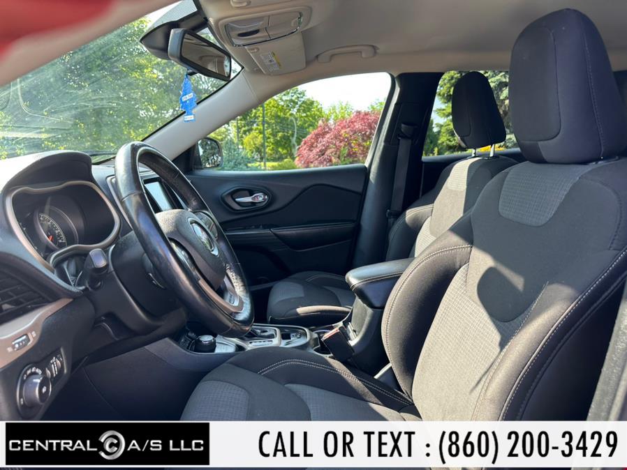 2015 Jeep Cherokee 4WD 4dr Latitude, available for sale in East Windsor, Connecticut | Central A/S LLC. East Windsor, Connecticut 2015 Jeep Cherokee 4WD 4dr Latitude, available for sale in East Windsor, Connecticut | Central A/S LLC. East Windsor, Connecticut