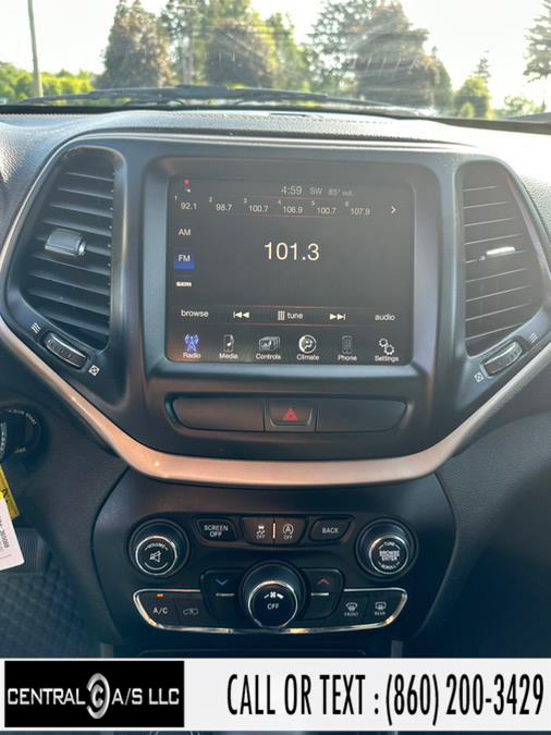 2015 Jeep Cherokee 4WD 4dr Latitude, available for sale in East Windsor, Connecticut | Central A/S LLC. East Windsor, Connecticut 2015 Jeep Cherokee 4WD 4dr Latitude, available for sale in East Windsor, Connecticut | Central A/S LLC. East Windsor, Connecticut