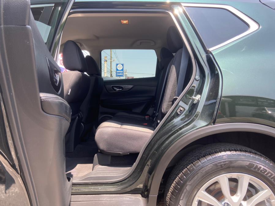 2019 Nissan Rogue AWD SV, available for sale in Linden, New Jersey | Champion Used Auto Sales. Linden, New Jersey 2019 Nissan Rogue AWD SV, available for sale in Linden, New Jersey | Champion Used Auto Sales. Linden, New Jersey