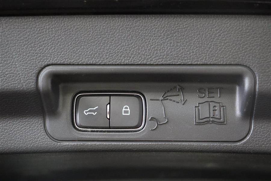 2020 Ford Explorer XLT, available for sale in Paterson, New Jersey | Fast Track Motors. Paterson, New Jersey 2020 Ford Explorer XLT, available for sale in Paterson, New Jersey | Fast Track Motors. Paterson, New Jersey