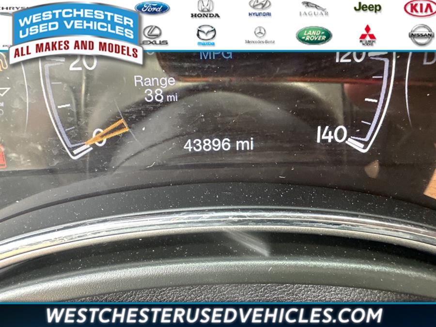 2020 Jeep Grand Cherokee Limited, available for sale in White Plains, New York | Westchester Used Vehicles. White Plains, New York 2020 Jeep Grand Cherokee Limited, available for sale in White Plains, New York | Westchester Used Vehicles. White Plains, New York