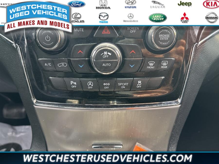 2020 Jeep Grand Cherokee Limited, available for sale in White Plains, New York | Westchester Used Vehicles. White Plains, New York 2020 Jeep Grand Cherokee Limited, available for sale in White Plains, New York | Westchester Used Vehicles. White Plains, New York