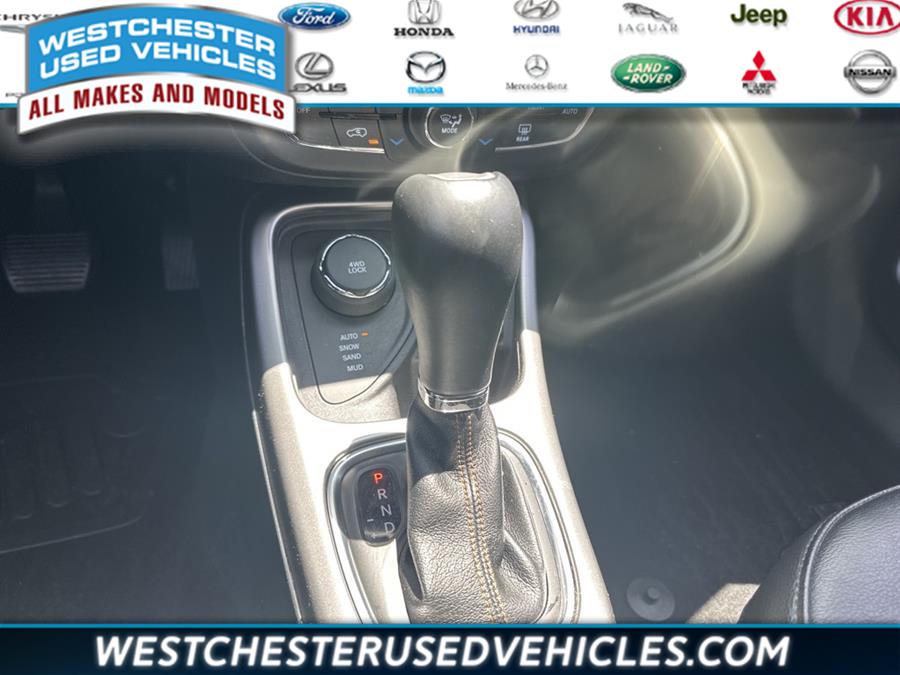 2019 Jeep Compass Latitude, available for sale in White Plains, New York | Westchester Used Vehicles. White Plains, New York 2019 Jeep Compass Latitude, available for sale in White Plains, New York | Westchester Used Vehicles. White Plains, New York