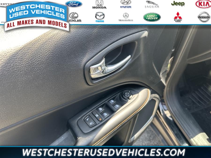 2019 Jeep Compass Latitude, available for sale in White Plains, New York | Westchester Used Vehicles. White Plains, New York 2019 Jeep Compass Latitude, available for sale in White Plains, New York | Westchester Used Vehicles. White Plains, New York