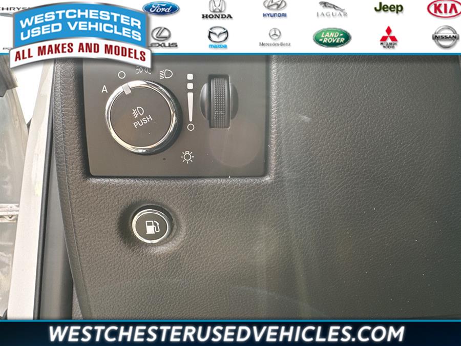 2020 Jeep Grand Cherokee Limited, available for sale in White Plains, New York | Westchester Used Vehicles. White Plains, New York 2020 Jeep Grand Cherokee Limited, available for sale in White Plains, New York | Westchester Used Vehicles. White Plains, New York