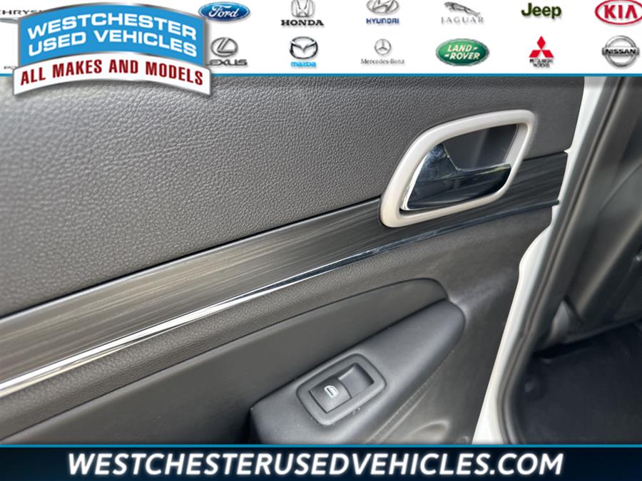 2020 Jeep Grand Cherokee Limited, available for sale in White Plains, New York | Westchester Used Vehicles. White Plains, New York 2020 Jeep Grand Cherokee Limited, available for sale in White Plains, New York | Westchester Used Vehicles. White Plains, New York