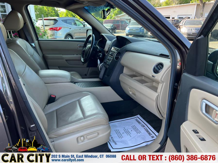 2012 Honda Pilot 4WD 4dr EX-L, available for sale in East Windsor, Connecticut | Car City LLC. East Windsor, Connecticut 2012 Honda Pilot 4WD 4dr EX-L, available for sale in East Windsor, Connecticut | Car City LLC. East Windsor, Connecticut