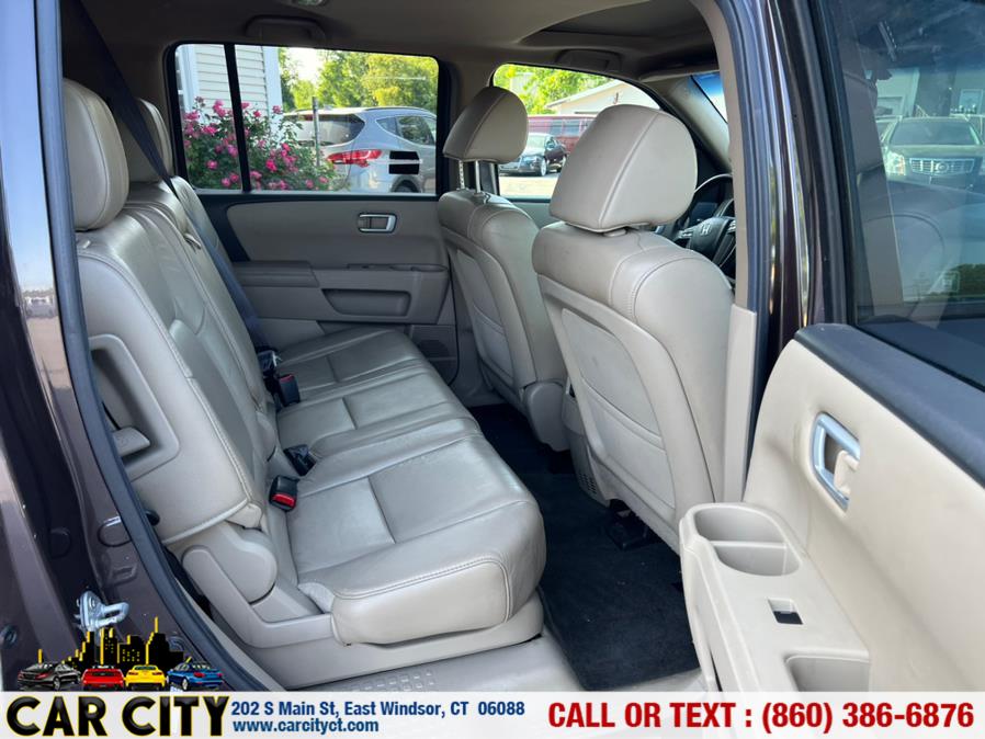 2012 Honda Pilot 4WD 4dr EX-L, available for sale in East Windsor, Connecticut | Car City LLC. East Windsor, Connecticut 2012 Honda Pilot 4WD 4dr EX-L, available for sale in East Windsor, Connecticut | Car City LLC. East Windsor, Connecticut