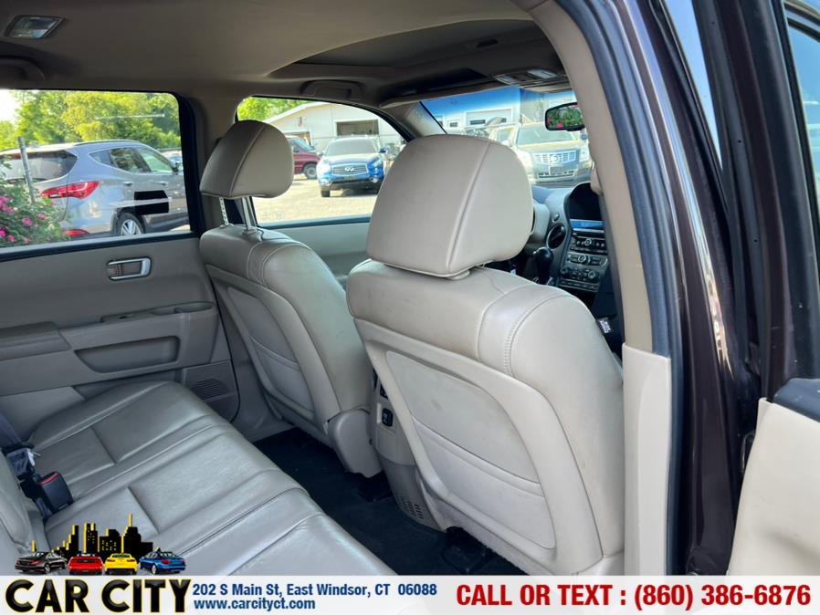 2012 Honda Pilot 4WD 4dr EX-L, available for sale in East Windsor, Connecticut | Car City LLC. East Windsor, Connecticut 2012 Honda Pilot 4WD 4dr EX-L, available for sale in East Windsor, Connecticut | Car City LLC. East Windsor, Connecticut
