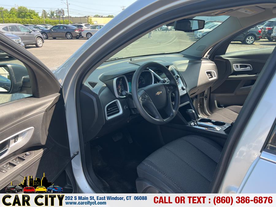 2017 Chevrolet Equinox FWD 4dr LS, available for sale in East Windsor, Connecticut | Car City LLC. East Windsor, Connecticut 2017 Chevrolet Equinox FWD 4dr LS, available for sale in East Windsor, Connecticut | Car City LLC. East Windsor, Connecticut