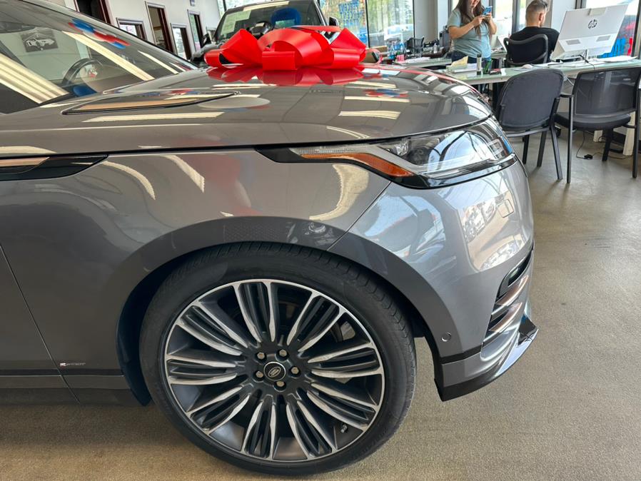2018 Land Rover Range Rover Velar P380 R-Dynamic HSE, available for sale in Inwood, New York | 5 Towns Drive. Inwood, New York 2018 Land Rover Range Rover Velar P380 R-Dynamic HSE, available for sale in Inwood, New York | 5 Towns Drive. Inwood, New York