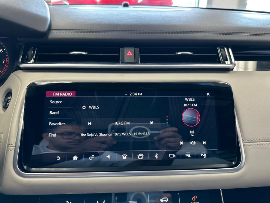 2018 Land Rover Range Rover Velar P380 R-Dynamic HSE, available for sale in Inwood, New York | 5 Towns Drive. Inwood, New York 2018 Land Rover Range Rover Velar P380 R-Dynamic HSE, available for sale in Inwood, New York | 5 Towns Drive. Inwood, New York