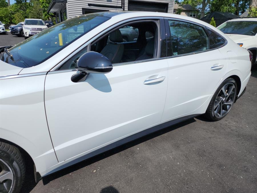 2021 Hyundai Sonata SEL Plus 1.6T, available for sale in Islip, New York | L.I. Auto Gallery. Islip, New York 2021 Hyundai Sonata SEL Plus 1.6T, available for sale in Islip, New York | L.I. Auto Gallery. Islip, New York
