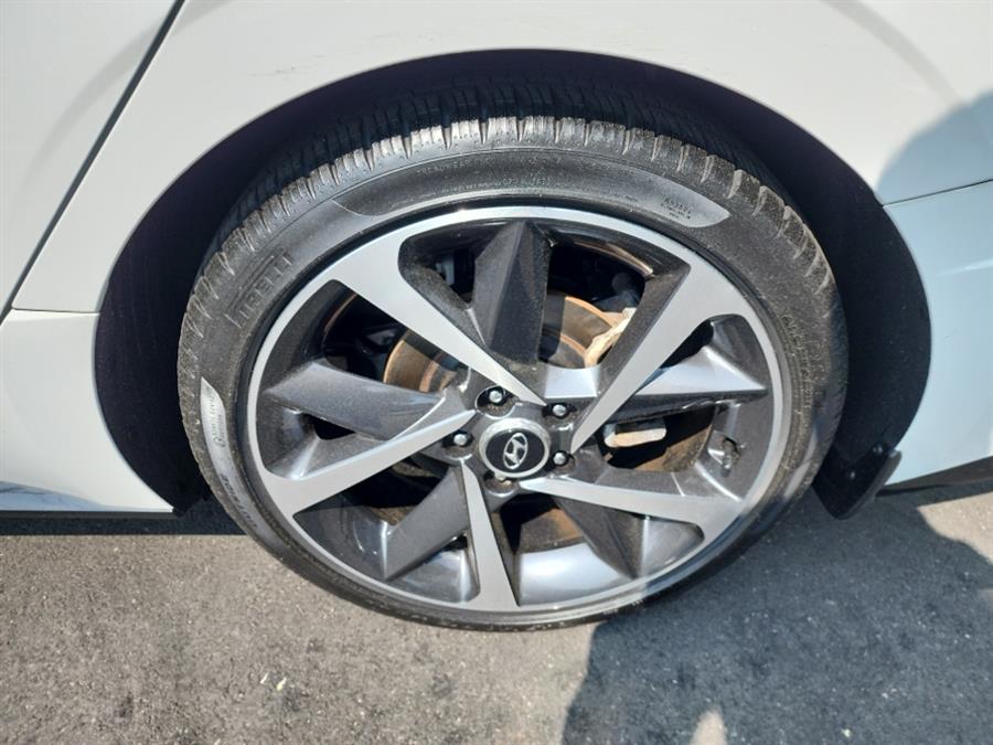 2021 Hyundai Sonata SEL Plus 1.6T, available for sale in Islip, New York | L.I. Auto Gallery. Islip, New York 2021 Hyundai Sonata SEL Plus 1.6T, available for sale in Islip, New York | L.I. Auto Gallery. Islip, New York