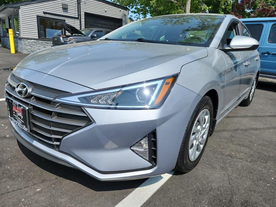 2020 Hyundai Elantra SE IVT SULEV, available for sale in Islip, New York | L.I. Auto Gallery. Islip, New York 2020 Hyundai Elantra SE IVT SULEV, available for sale in Islip, New York | L.I. Auto Gallery. Islip, New York